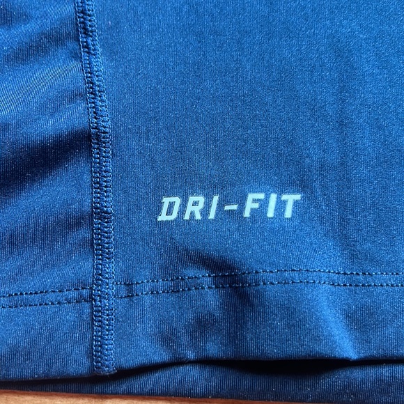Nike Pro Fitted Shirt - Picture 5 of 5